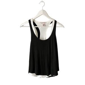 Victoria’s Secret Set Of Two Tank Tops Black And White Size XS